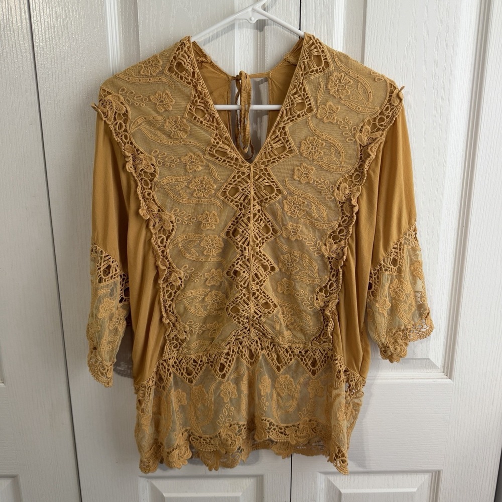 XCVI Dorethe Honey Gold Crochet Lace Top Women's Size Small Boho Festival Beach